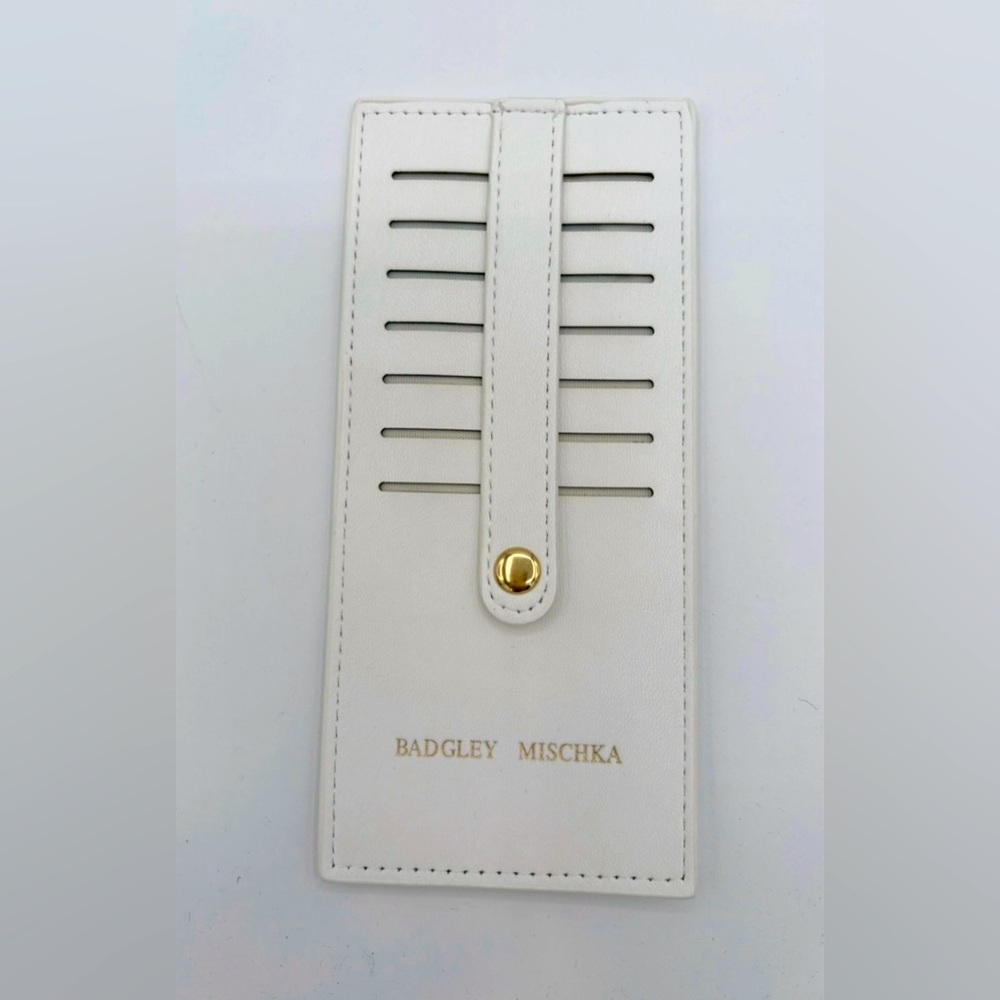 Badgley Mischka White Key & Card Holder